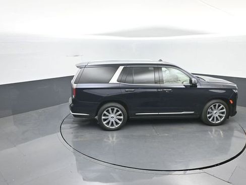 Used 2023 Cadillac Escalade Premium Luxury Platinum w/ Heavy-Duty Trailer Package AWD/4WD image 31