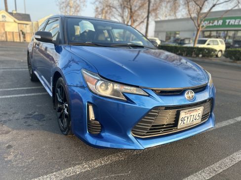 Used 2014 Scion tC image 13