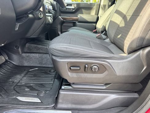 Used 2020 GMC Sierra 1500 Elevation w/ Elevation Value Package image 10