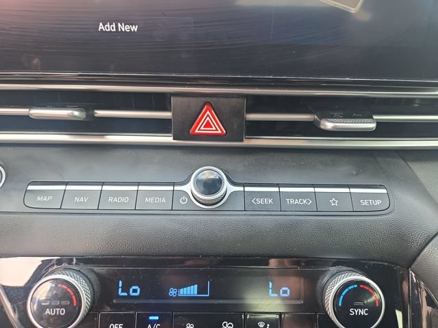Used 2024 Hyundai Elantra SEL w/ Convenience Package FWD image 26