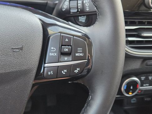 Used 2022 Ford Escape SEL w/ Technology Package image 30