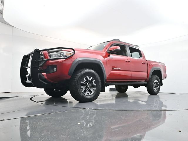 Used 2017 Toyota Tacoma TRD Off-Road AWD/4WD image 48