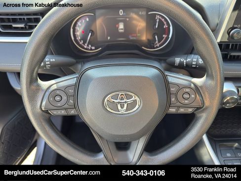Used 2024 Toyota RAV4 XLE image 19