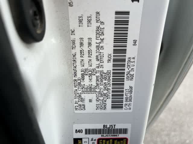 Used 2019 Toyota Tundra SR5 w/ SX Package AWD/4WD image 29