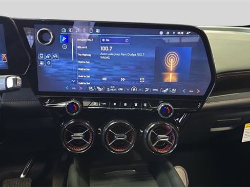 Used 2025 Chevrolet Blazer EV RS image 17