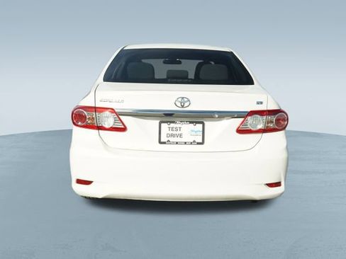 Used 2013 Toyota Corolla LE image 7