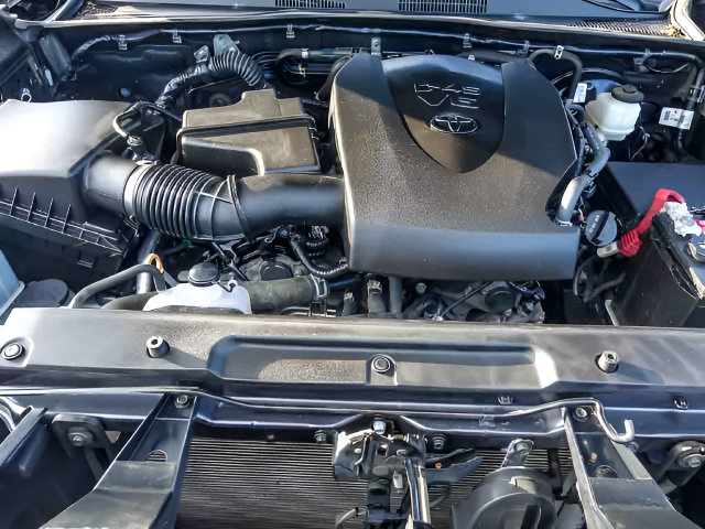 Certified 2023 Toyota Tacoma Limited AWD/4WD image 32