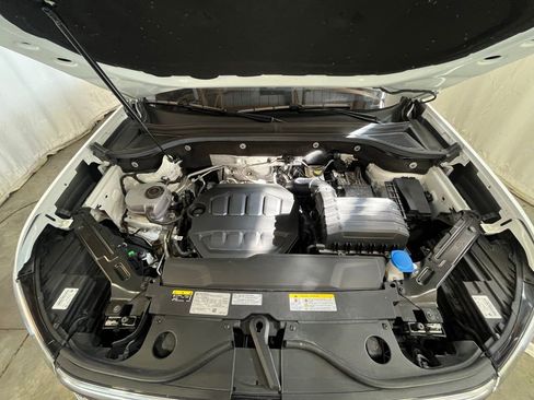 Certified 2024 Volkswagen Atlas SEL Premium R-Line AWD/4WD image 31