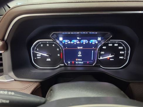 Used 2021 GMC Yukon Denali w/ Denali Ultimate Package AWD/4WD image 7