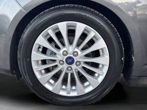 Used 2017 Ford C-MAX SE image 30