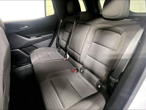 Used 2025 Chevrolet Equinox LT FWD image 24