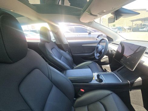 Used 2023 Tesla Model 3 Standard Range RWD image 10