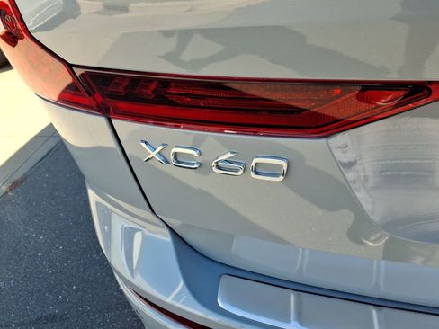 New 2026 Volvo XC60 B5 Ultra w/ Protection Package Premier image 5