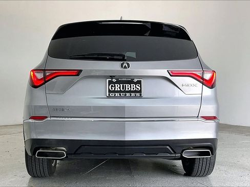 Certified 2024 Acura MDX FWD image 6