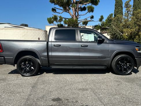 Used 2022 RAM 1500 Laramie AWD/4WD image 3