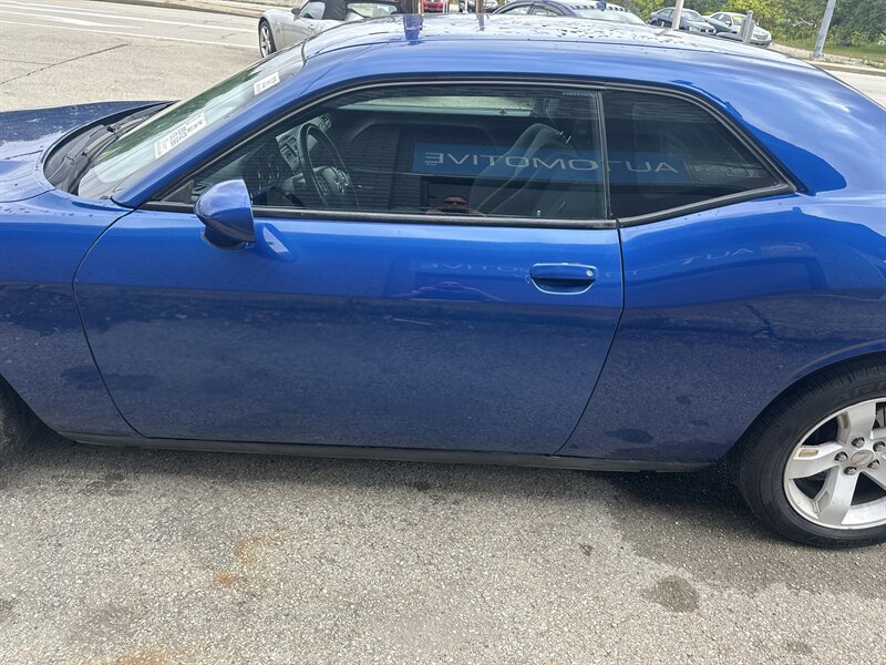 Used 2012 Dodge Challenger SXT w/ Sound Group RWD image 18
