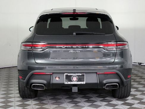 Used 2025 Porsche Macan image 6