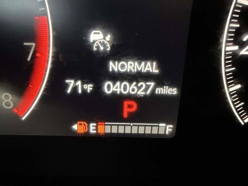 Used 2023 Honda Pilot EX-L image 30