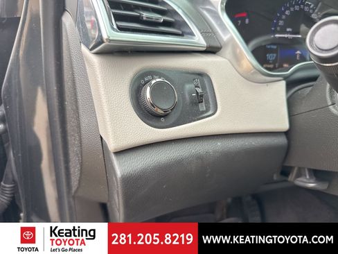 Used 2014 Cadillac SRX Luxury w/ Driver Awareness Package image 14