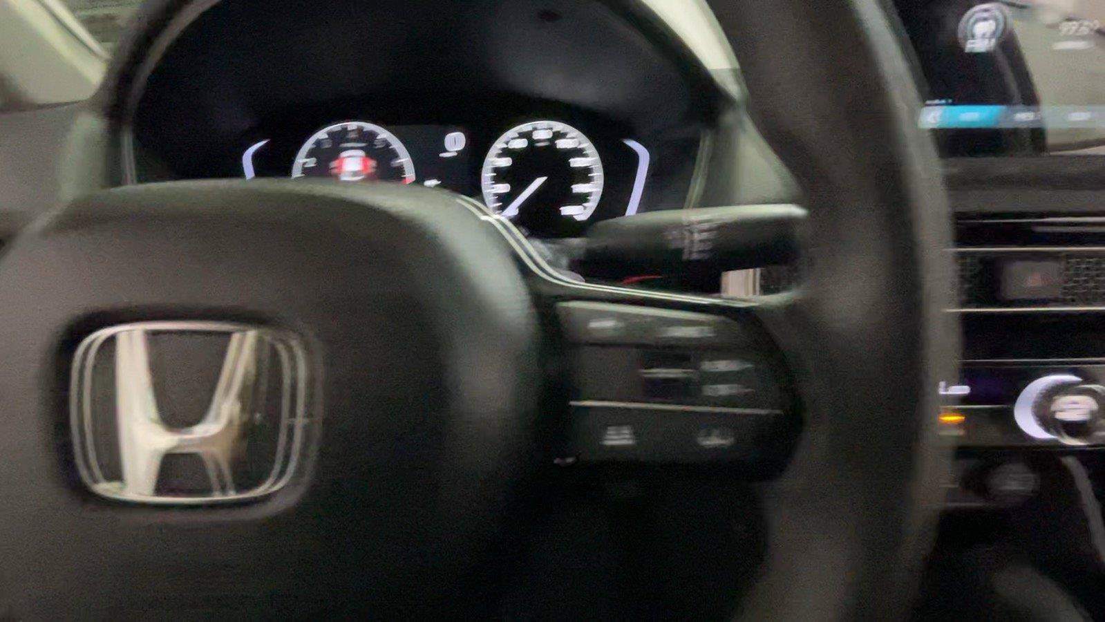 Used 2025 Honda Civic LX image 37