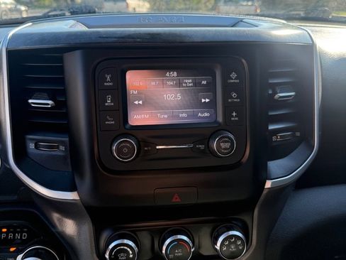 Used 2021 RAM 1500 Big Horn image 15