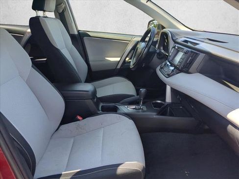 Used 2018 Toyota RAV4 XLE w/ Plus Extra Value Package FWD image 17