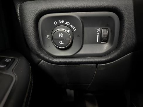 Used 2024 RAM 2500 Big Horn image 22