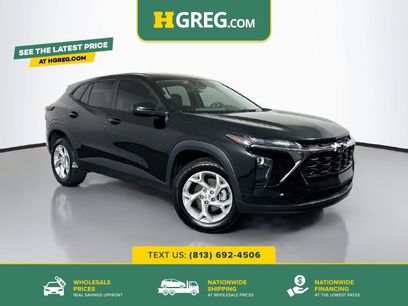 Used 2024 Chevrolet Trax LS w/ LS Convenience Package