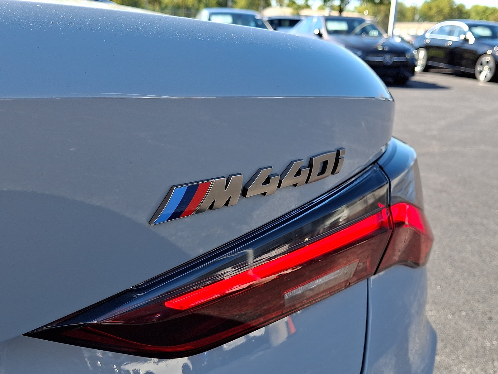 Used 2022 BMW M440i Convertible RWD image 30