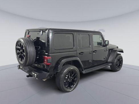 Used 2021 Jeep Wrangler Unlimited Sahara image 7