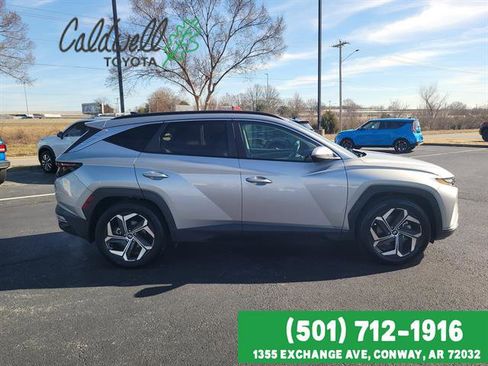 Used 2022 Hyundai Tucson SEL w/ Convenience + Premium Package image 4