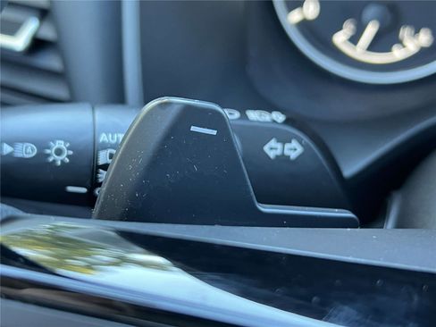 Certified 2023 Nissan Rogue SV image 41