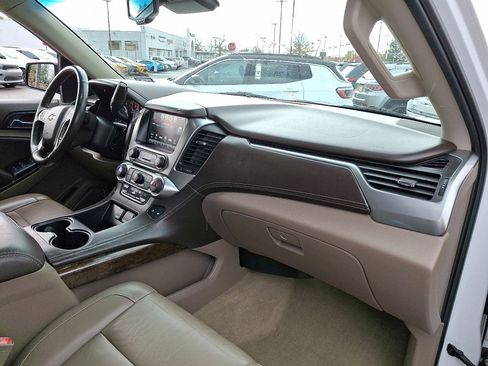 Used 2017 Chevrolet Tahoe LT w/ Luxury Package image 11