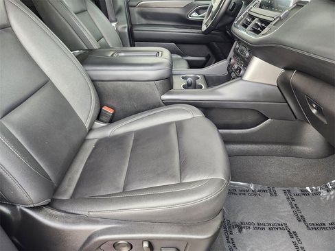 Certified 2024 Chevrolet Suburban LT image 15