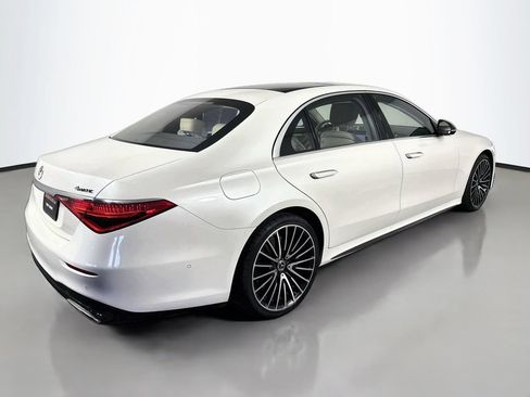 Used 2022 Mercedes-Benz S 500 4MATIC image 5