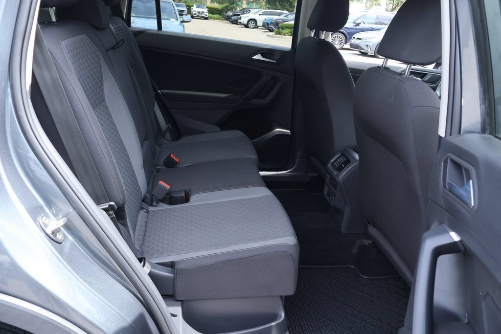 Used 2019 Volkswagen Tiguan S AWD/4WD image 18
