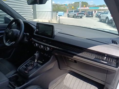 Used 2024 Honda CR-V Sport Touring image 34