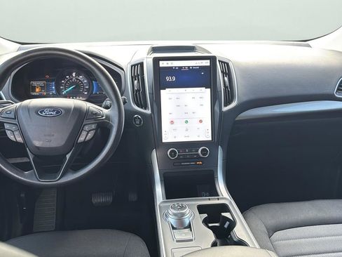 Used 2024 Ford Edge SE w/ Black Appearance Package image 20