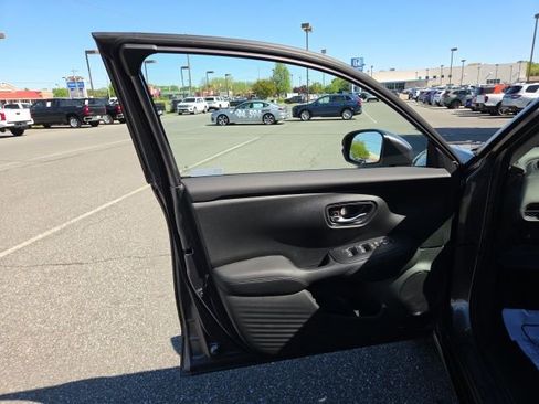 New 2026 Honda HR-V EX-L image 14