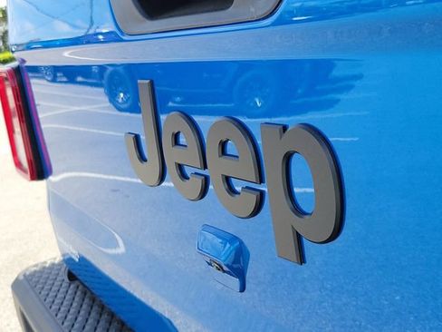 New 2026 Jeep Gladiator Sport image 8