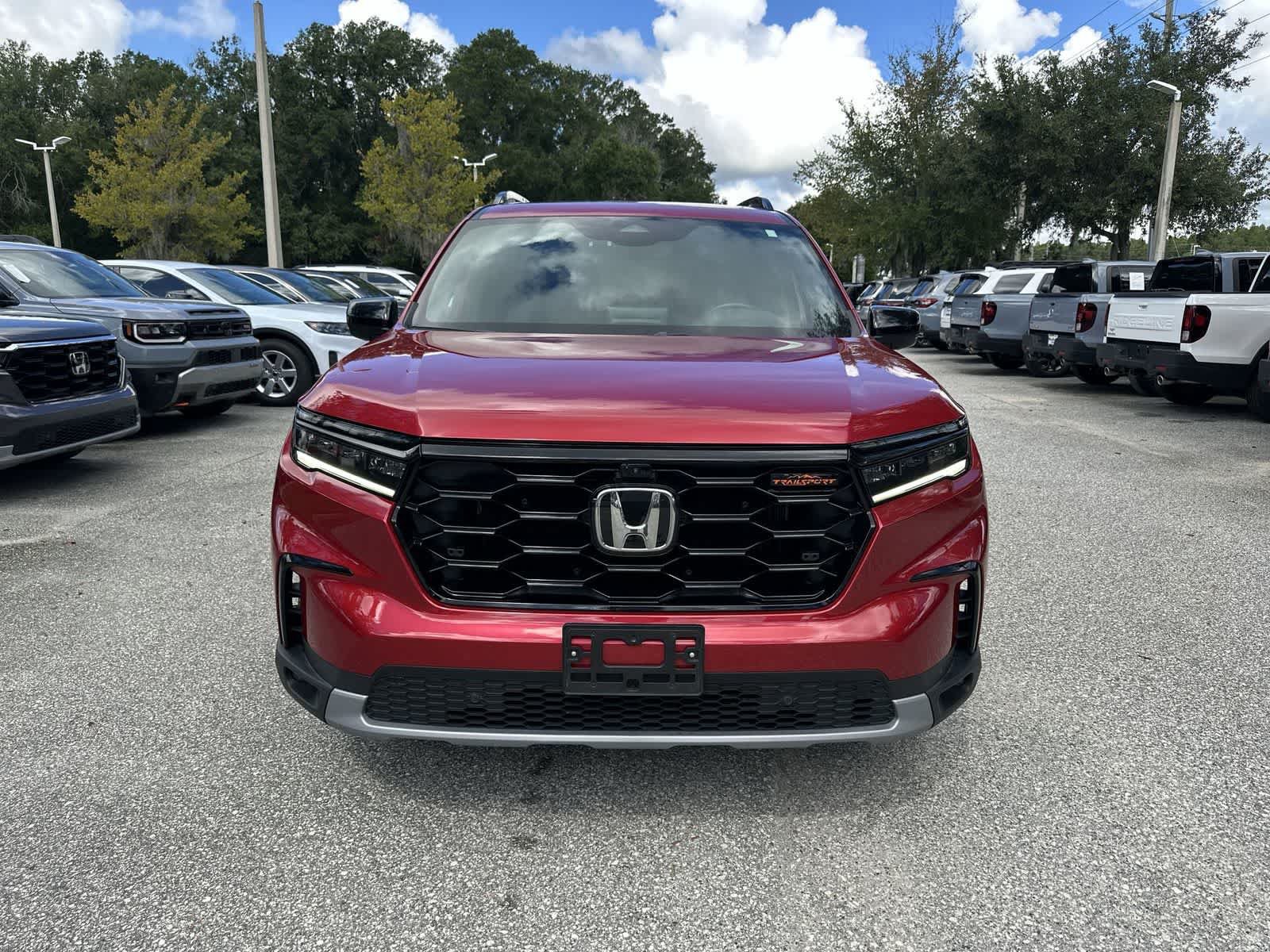 Used 2023 Honda Pilot TrailSport image 9