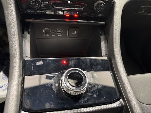 New 2026 Jeep Grand Cherokee L Laredo AWD/4WD image 32