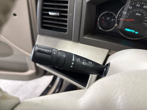 Used 2005 Jeep Grand Cherokee Limited image 15