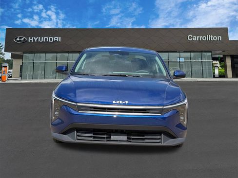 Used 2025 Kia K4 FWD image 2
