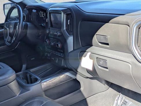 Used 2021 Chevrolet Silverado 1500 LTZ w/ LTZ Premium Package AWD/4WD image 19