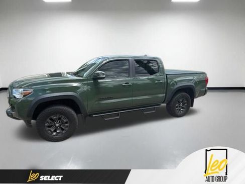 Used 2021 Toyota Tacoma SR5 w/ Trail Edition AWD/4WD image 1