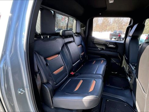 Used 2023 GMC Sierra 1500 AT4 w/ AT4 Preferred Package image 14