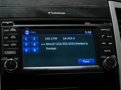 Used 2014 Nissan Xterra PRO-4X w/ Nevada Tow Package AWD/4WD image 32