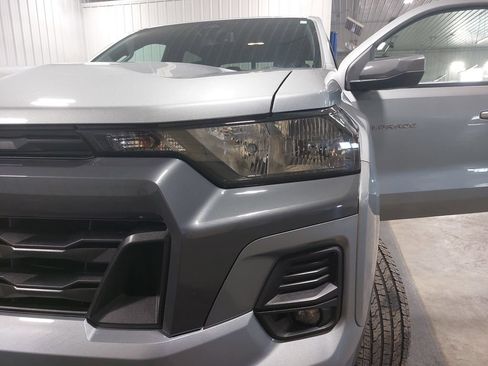 Used 2023 Chevrolet Colorado LT w/ LT Convenience Package II AWD/4WD image 31