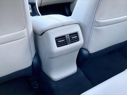 Used 2015 Honda Accord Touring image 34